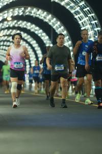 BIB: 42312, 43791, 440
                            <button type="button" onclick="openModal(21219456)" class="btn btn-primary btn-sm float-right btn-popup" data-toggle="modal" data-target=".modal-high-quality">
                        <i class="fas fa-shopping-cart"></i> Add to Cart
                    </button>
                                            <button type="button" onclick="isThisMe(21219456, true)" class="btn btn-success btn-sm float-right btn-popup btn-isme hidden" data-toggle="tooltip" data-placement="bottom" title="นี่คือรูปของคุณใช่ไหม คลิกที่นี่เพื่อเอาเข้าอัลบั้ม">
                        <i class="fas fa-plus"></i> Add to album
                    </button>
                    <button type="button" onclick="isThisMe(21219456, false)" class="btn btn-warning btn-sm float-right btn-popup btn-isnotme hidden">
                        <i class="fas fa-ban"></i> Remove from album
                    </button>